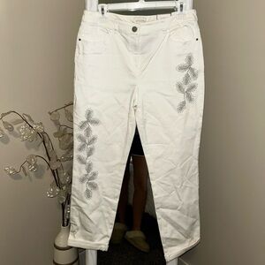 Chico's jeans X16 white embellished rhinestone leaves design